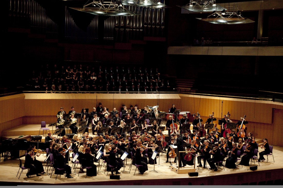 Chetham's Chamber Orchestra Conducted by Stephen Threlfall, Chetham’s Chamber Orchestra perform at Lancaster University's Great Hall on 16 February 2017.